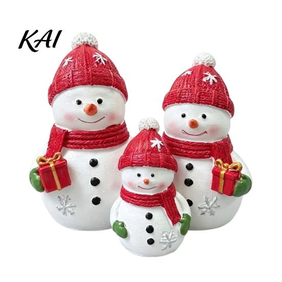 Winter Wonderland Decorations Christmas Resin Snowman Figurine, Cute Family of 3 Statue with Santa Party Supplies Hat, Red Scarf, Holiday Tabletop