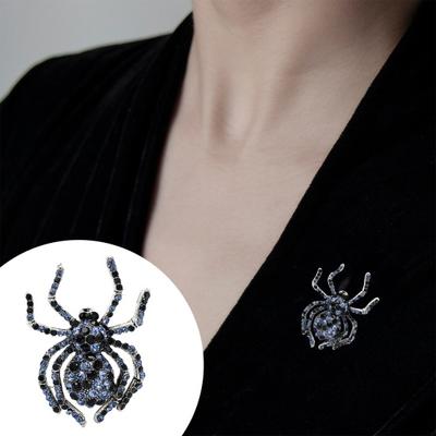 Spider Brooch Shiny Rhinestone Decor Realistic Spider Shape Clothes Collar Decoration Anti-Rust Lady Gift