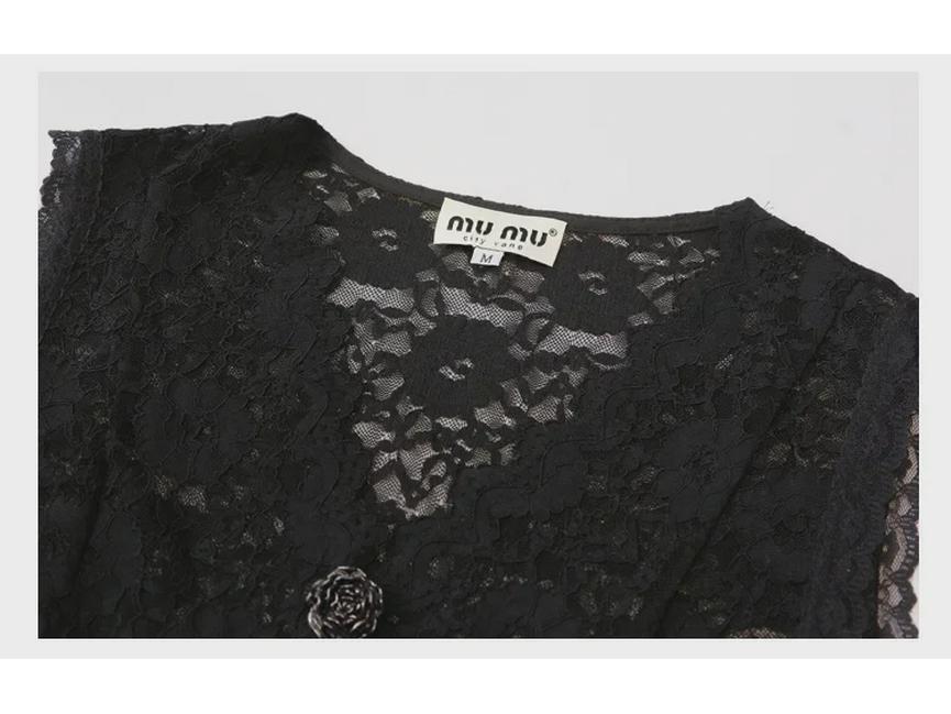 Women's Chinese-Style V-Neck Lace Sleeveless Slim Fit Top