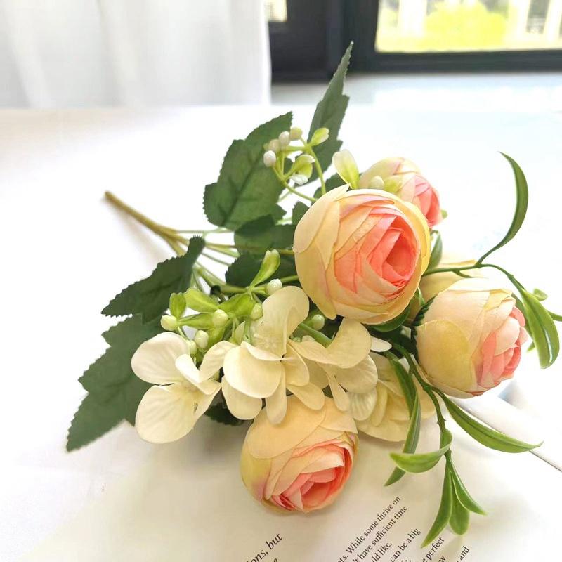 Nordic Rose Spring  Tea Bud Embroidered Ball Small Handle Flower Simulated Flower Silk Flower Wedding Photography Home Decoration Hand-held Flower