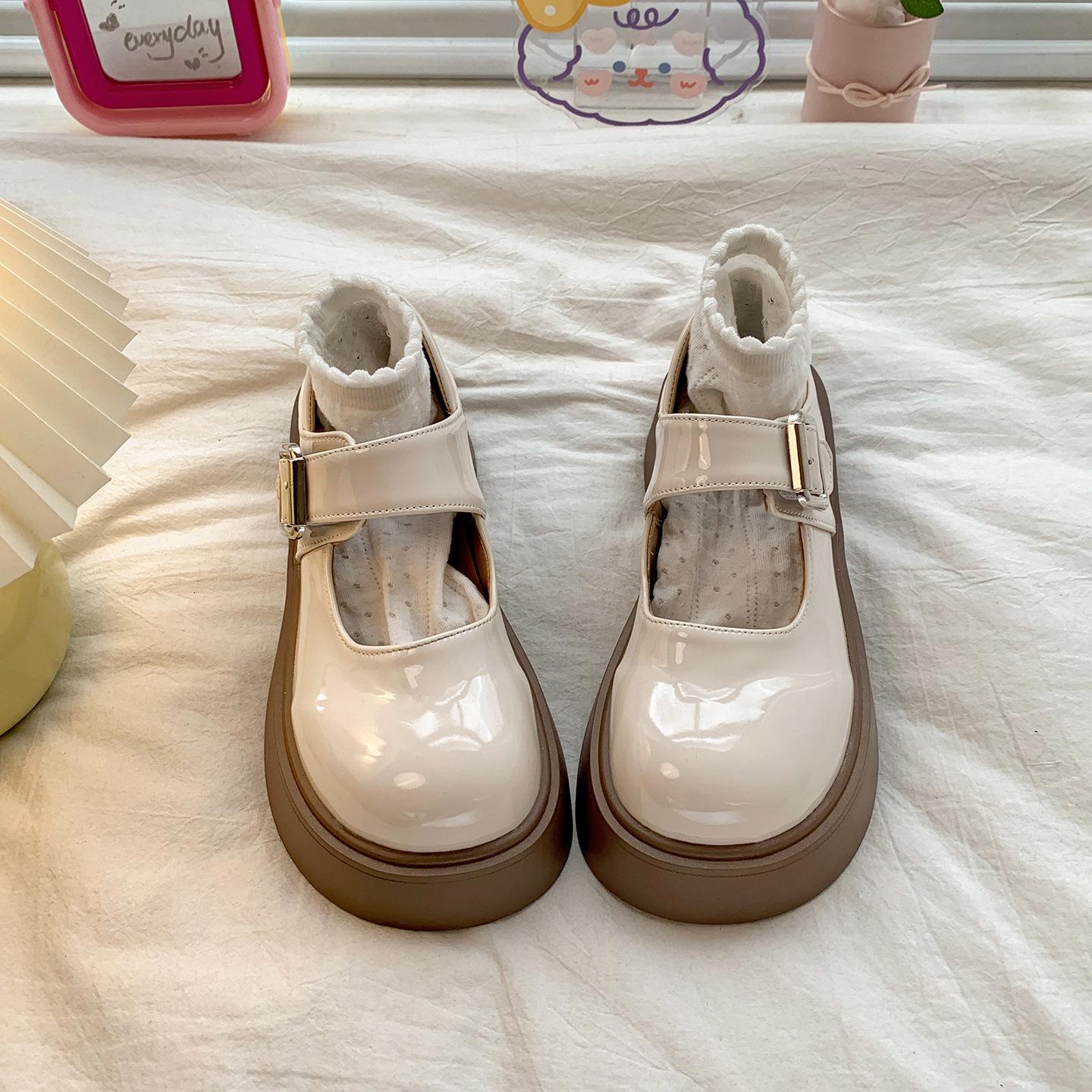 

White retro British style platform heightening small leather shoes women s 2025 new summer skirt jk Mary Jane single shoes 39 бежевый