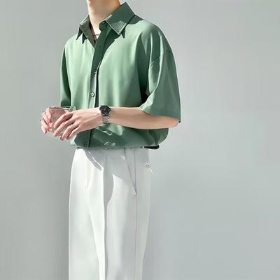 Kurzarmhemd im koreanischen Stil für Männer, trendige Sommermarke, lässig, hochwertig, locker, gutaussehend, Viertelärmeliges Hemd für Männer