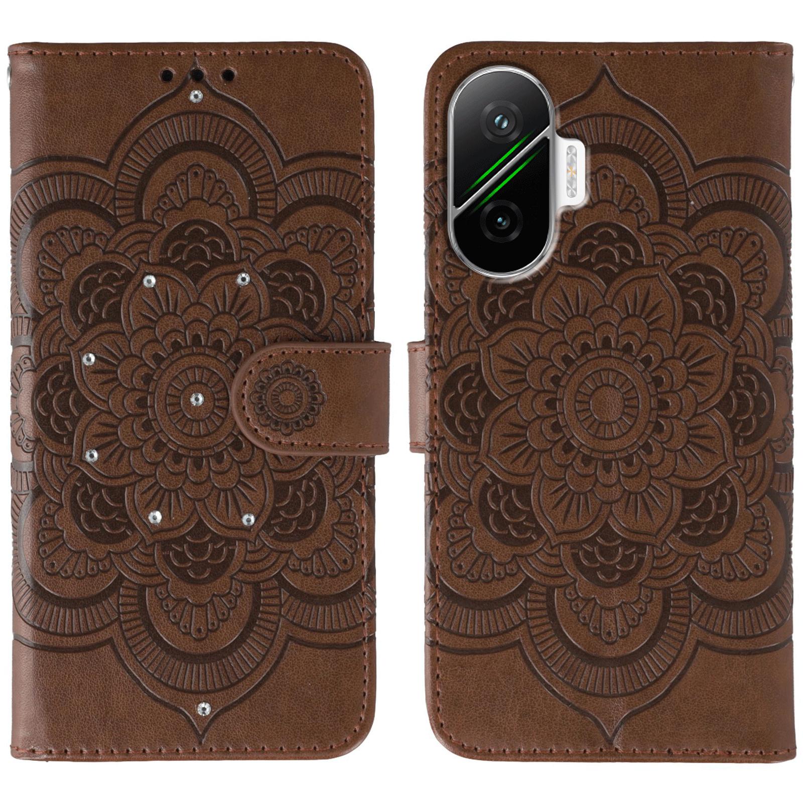 

For Xiaomi Poco F7 5G/Redmi Turbo 4 Pro 5G Case Rhinestone Decor PU Leather Mandala Imprinted Design Phone Cover with Wrist Strap Brown