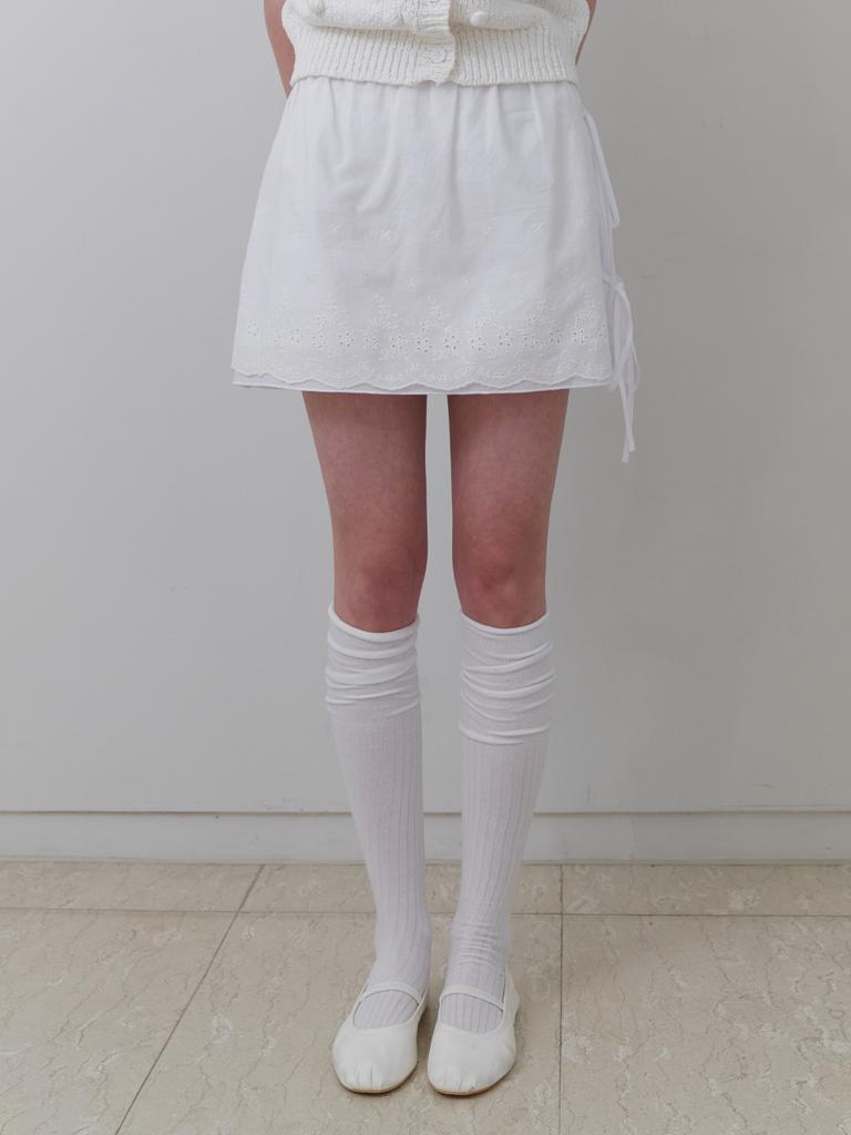 Liel April Mini Skirt (White)