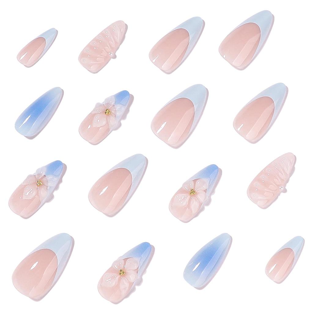 Le Fan 3D Flower Almond-Shaped Wearable Nails in Short Length