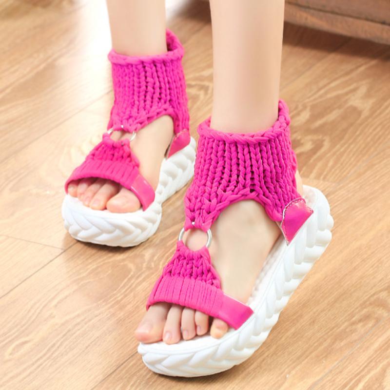 

Сандалии, женские летние женские модные пикантные пляжные туфли на плоской подошве, однотонные плетеные вязаные сандалии на платформе с уплотнительным кольцом и вырезом 40 розы красного