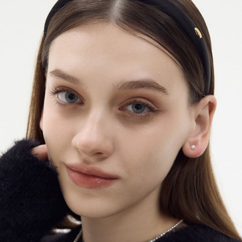 L’OMBRILLANT Satin Love Black Hairband