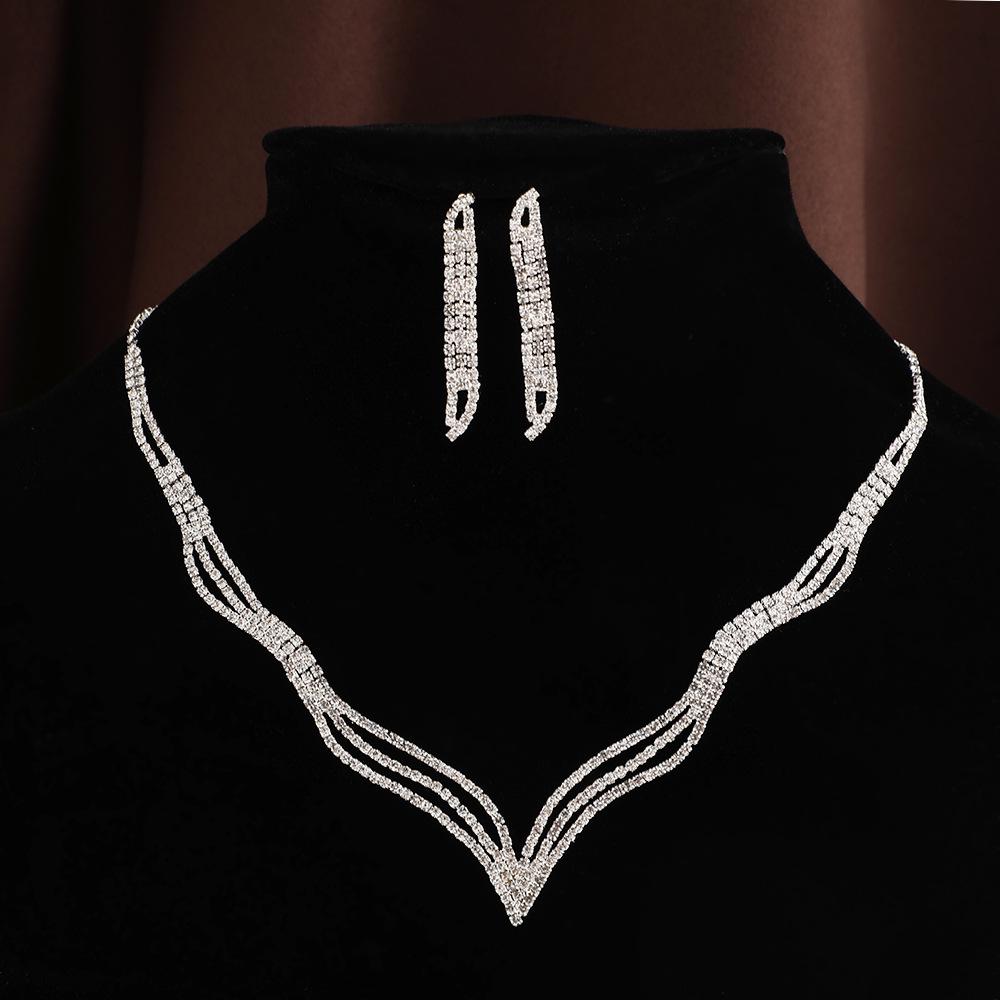 European & American Bride Necklace with Full Diamond Claw Chain - Wedding Dress Accessory Set