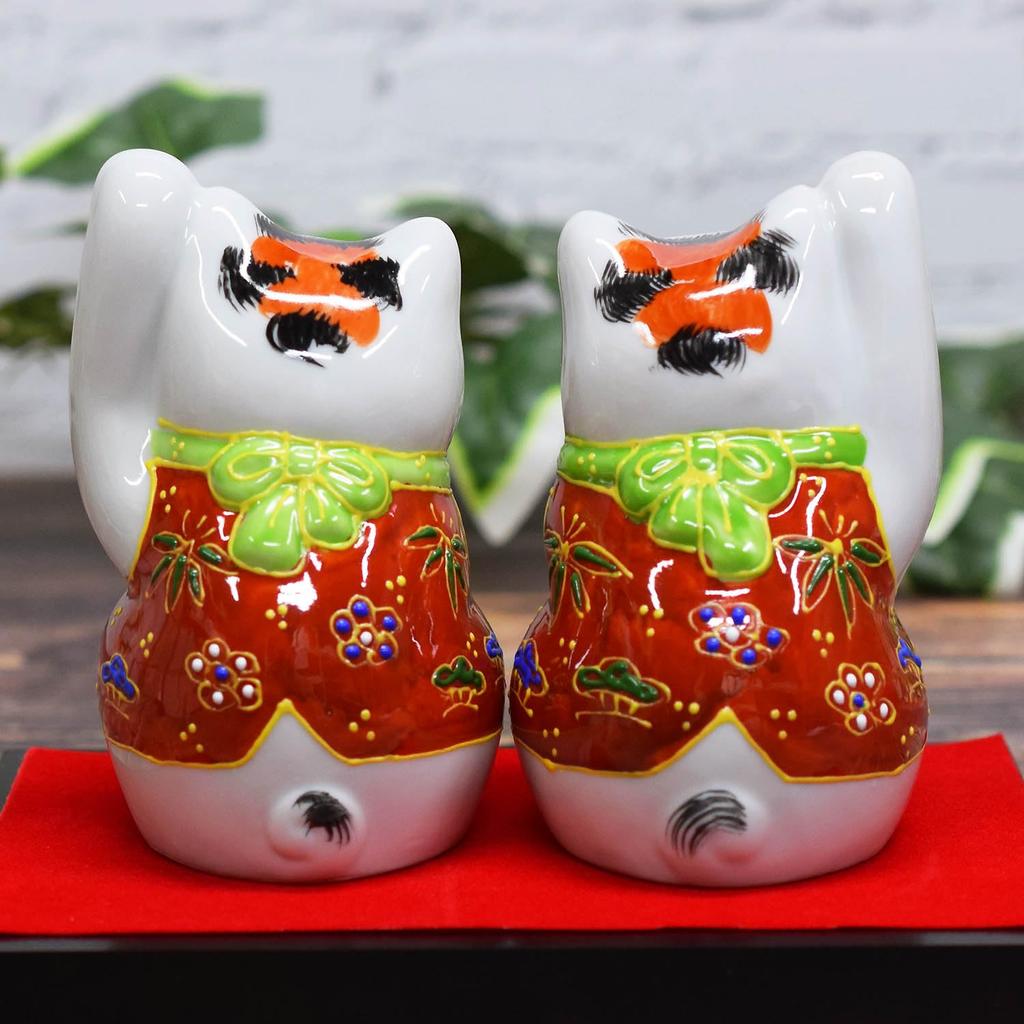 Stylish Kutani Ware Lucky Cat Ornaments from Waza No Perfect for Celebrating Store and 77th Feng Shui and Interior Kura. Openings, Housewarmings,