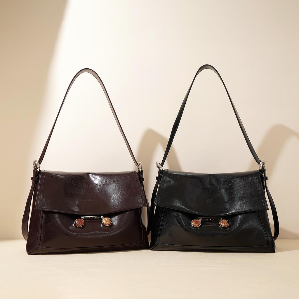 New Cowhide Tote Bag Niche Design Large Capacity Messenger Bag High Fashion Shoulder Armpit Bag