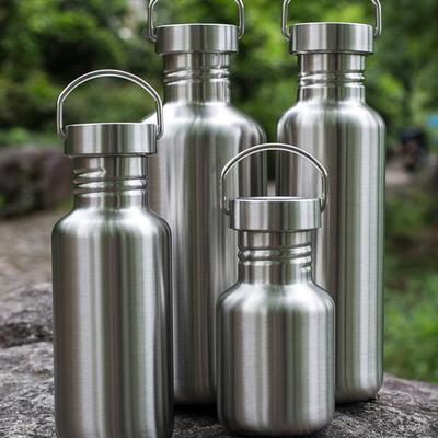 Bouteille d'eau de sport étanche en acier inoxydable avec large ouverture et bouchon entièrement en acier