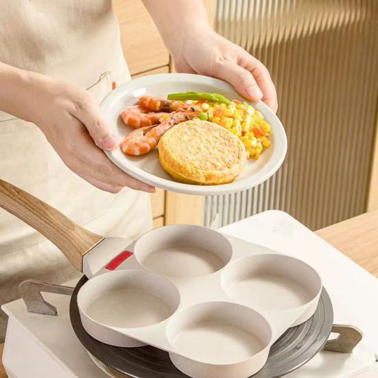 Pánev na smažení vajec s olejovým štětcem stěrkou Léčivý kámen Nepřilnavá pánev Design se 4 otvory Pánev na smažení vajec palačinek Rychlé zahřívání