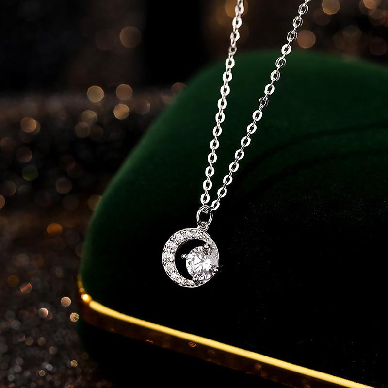 S925 Sterling Silver Moissanite Moon Necklace - Unique Clavicle Chain for Her: Qixi Valentine's Gift