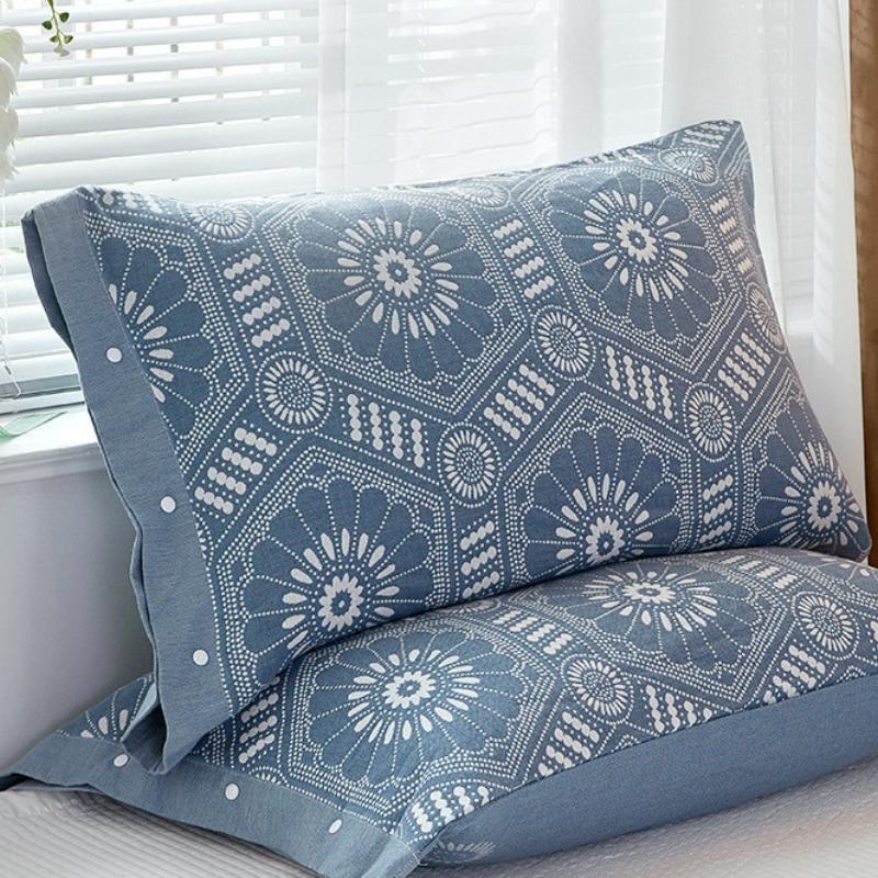 Gauze Pillowcase, All Cotton Soft, Breathable, Sweat Absorbing Pillowcase, All Season Universal Pillowcase (Without Core)