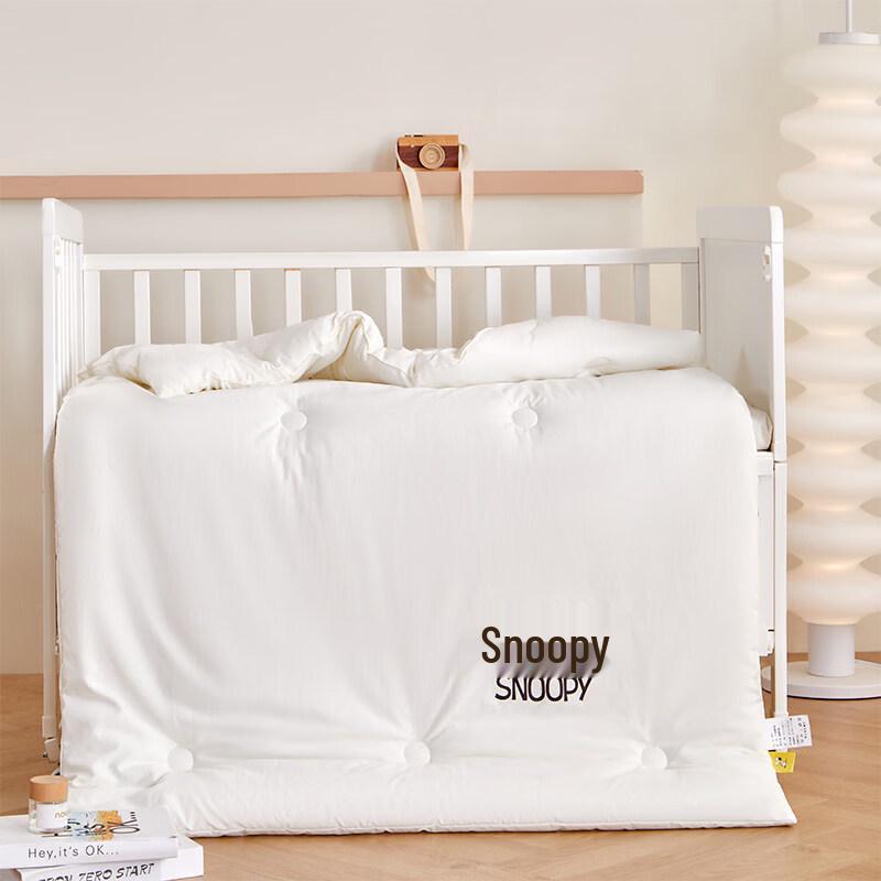 Snoopy Cotton Cloud Quilt