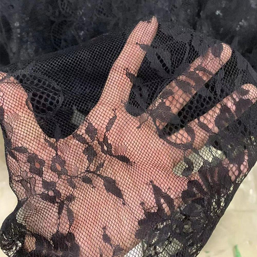 Weißer Wimpernspitzenstoff Schwarze Wimpernborte Nähspitzenstoff Blumenspitze Brautkleid nähen