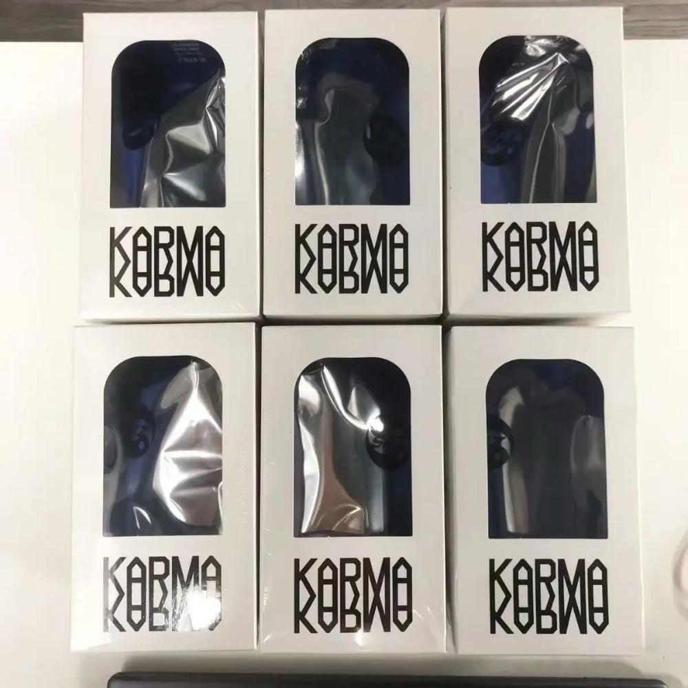 BangChan LeeKnow Hyunjin Felix Han Seungmin I.N Changbin THE 4th Album KARMA Ver.Dolls Random