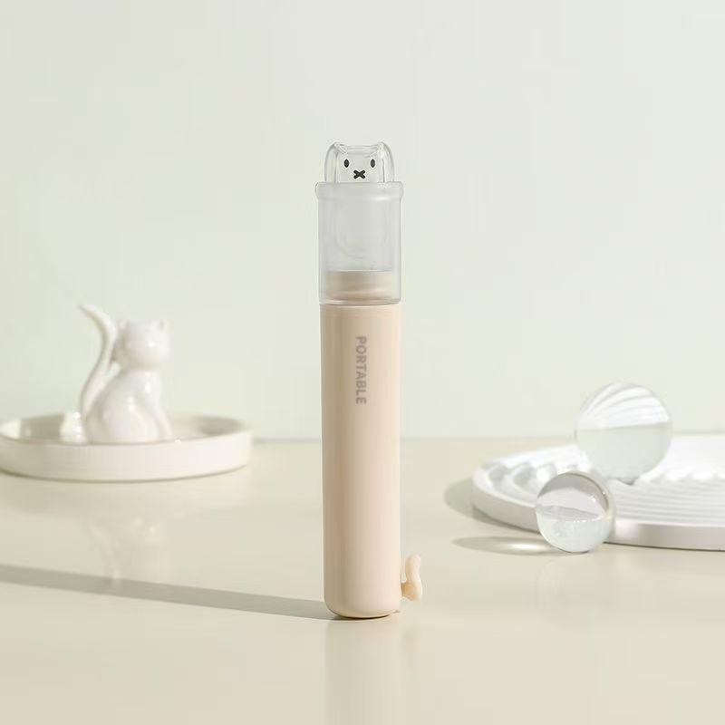 Portable 2-in-1 Toothbrush & Toothpaste Set with Holder - Essential for Travel and Business Trips, Soft Bristles