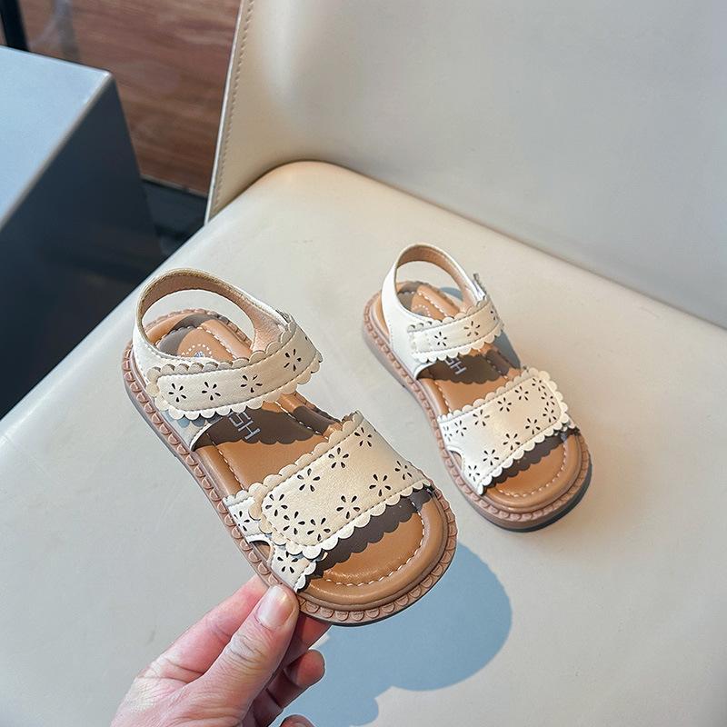 Summer new style girls' sandals, Korean-style hollow-out sandals for little girls, soft sole princess shoes for babies, beach shoes