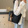 Casual Contrasting Colors Large-capacity Tote Bag Women 2025 New Versatile Commuter Shoulder Underarm Bag Women