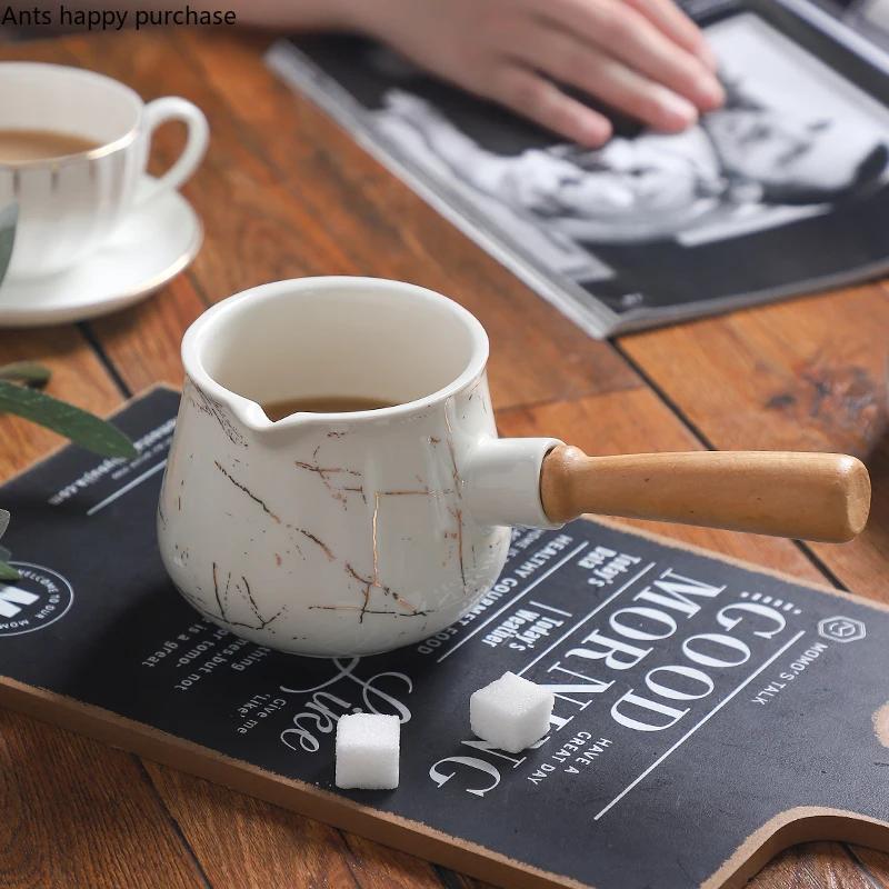 White Gold Pattern Ceramic Milk Jug Wooden Handle Coffee Milk Pot Coffeeware Coffee Accessories Desktop Milk Jug with Wooden Lid