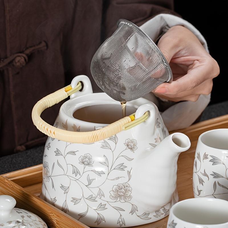 Elegantes, geblümtes Teeservice aus weißem Porzellan – 32 oz Teekanne mit Bambusgriff, 6 oz Teetassen, Bambus-Serviertablett – Perfekt für die Unterhaltung und als Geschenk