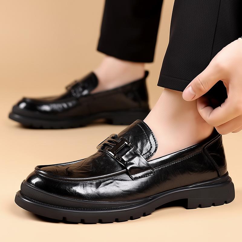 New Handmade Leather Casual Men Shoes Design Sneakers Man Breathable Leather Shoes Men Outdoor Sneakers