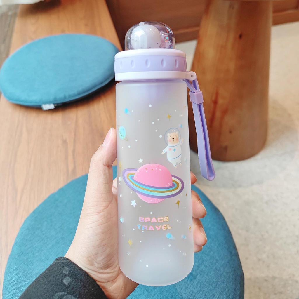 Frosted Cartoon Planet Plastic Cup with Tea Filter for Students