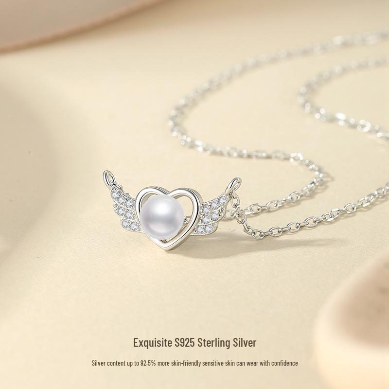 S925 Sterling Silver Heart Wing Freshwater Pearl Necklace: Elegant Women's Collarbone Chain with a High-End Fashion Feel