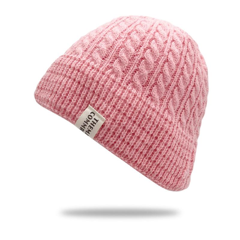 

New big head circumference showing face small twist knitted hat versatile ear protector cold hat casual knitting label wool pullover hat Average size (56cm~ 58cm)