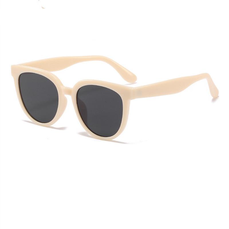 

Liu Yifei Xu Hongdou Has The Same Brown Sunglasses As Female Gm Versatile Classic Retro Polarized Sunglasses sunglasses