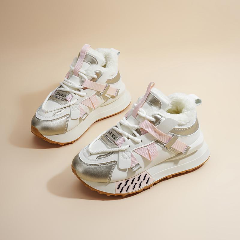 TUINANLE Women's Winter Sneakers Outdoor Anti-Slip Warm Plush Lined Running Shoes Casual Lace-Up Faux Leather Sports Shoes Plus Size for Female