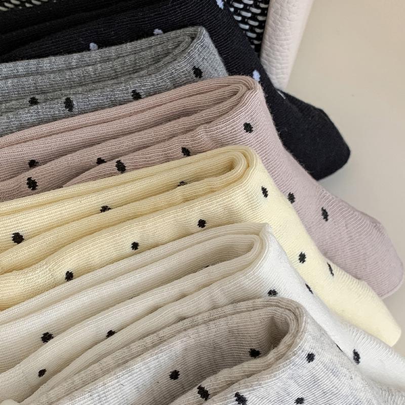 Polka-Dot-Baumwollsocken im koreanischen Stil für Damen – Atmungsaktiv, Weich, Wadenhoch, Umgeschlagener Rand, Lockere Passform – Perfekt für Frühling und Herbst