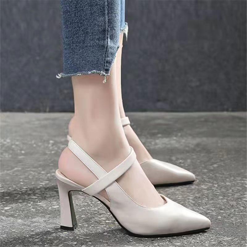 Temperament sandals women's summer new thick heel medium heel soft leather word with bag head fashion women's shoes high heels