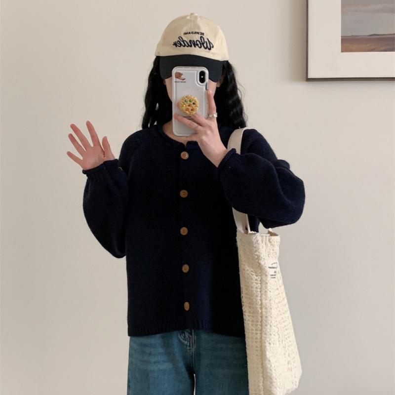 Autumn and Winter New Simple Style Solid Color Versatile Knitted Cardigan Loose Lazy Style Sweater Jacket Top