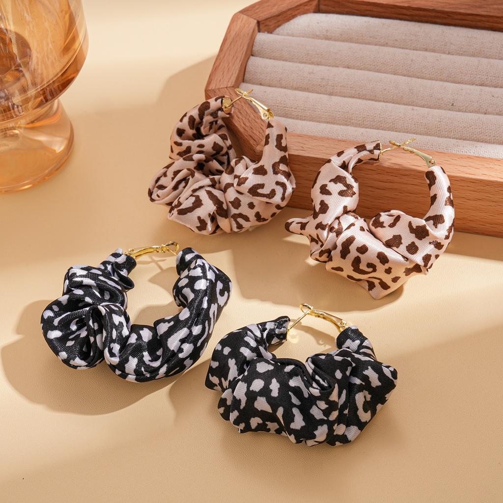 Fabric leopard print geometric round silver needle earrings autumn and winter earrings