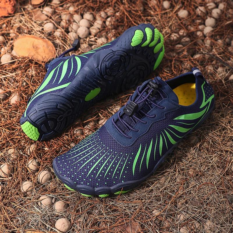 

ELUVA Mens Aqua Quick Dry Water Shoes Swim Beach Sneakers Barefoot Sports Sandals Lightweight Non-Slip Diving Shoes for Swimming 48 темно-синього кольору