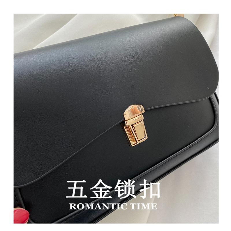 Autumn and winter women's bags fashion niche single shoulder armpit bags irregular lock texture popular women's bags