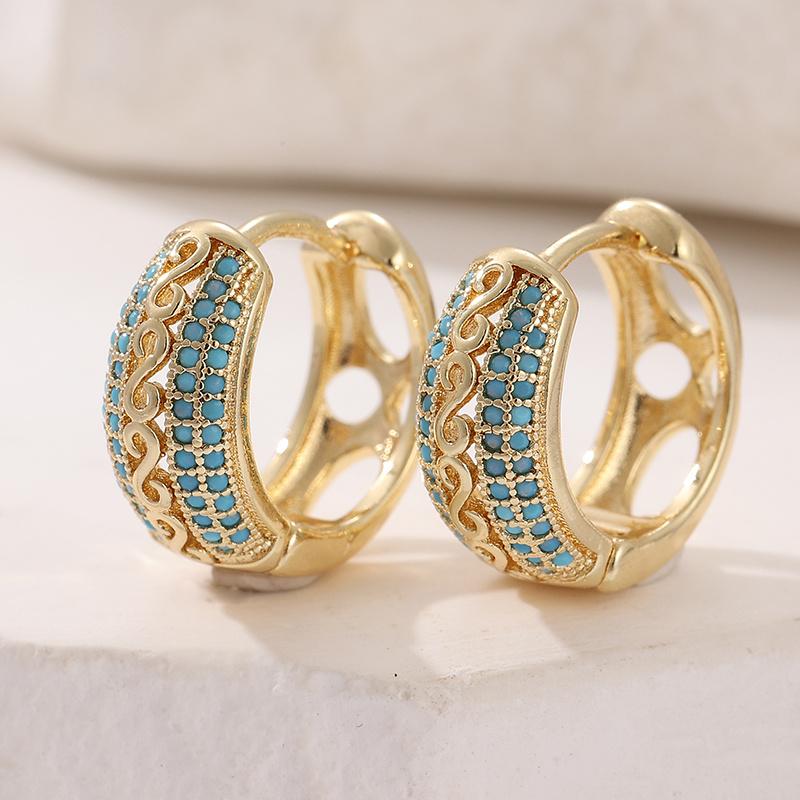 

Bohemian Fashion Hollow Out Imitation Turquoise Hanging Earrings, Women s Personalized Trendy Holiday Accessories Gifts