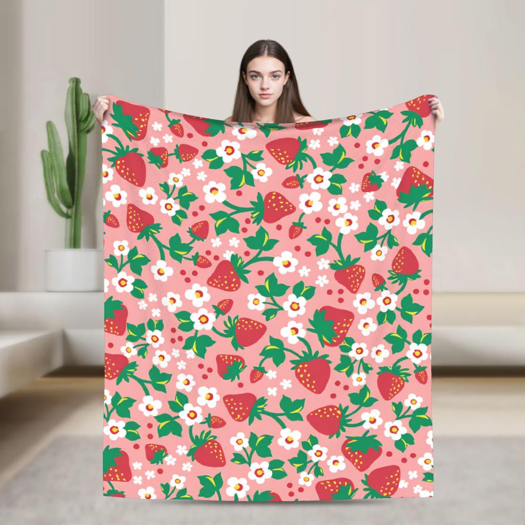 Pink Strawberry Print Flannel Blanket  Warm Soft Throw Blanket for Bedroom Camping Street Trend Bedspread Sofa Bed Cover