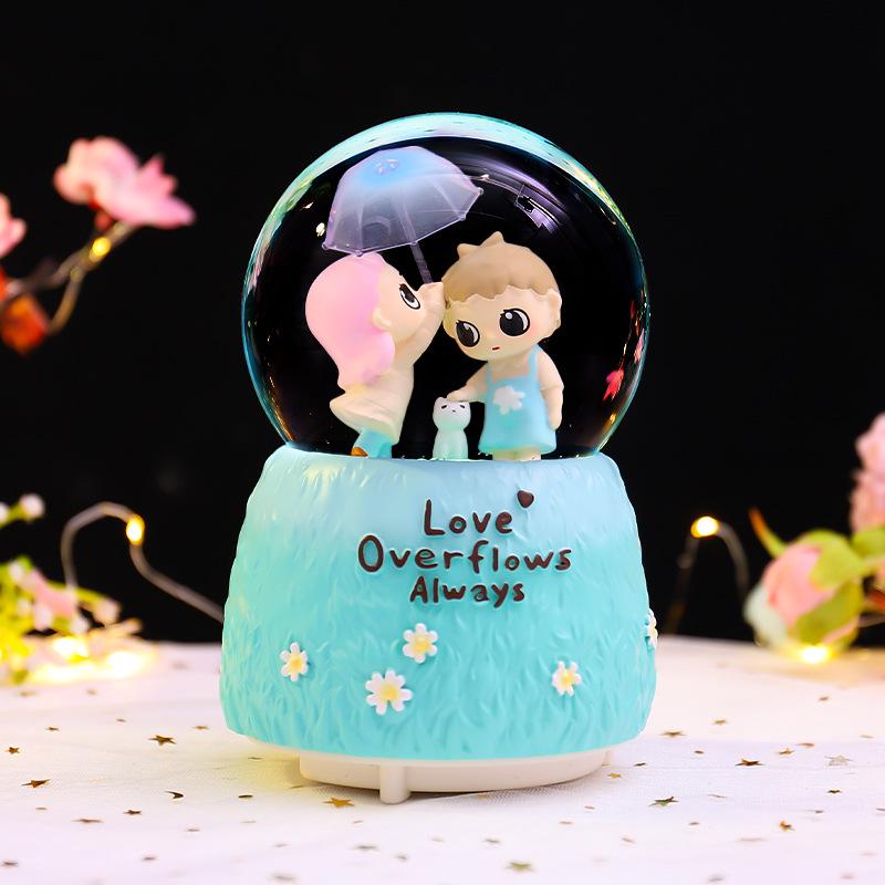 Astronaut Crystal Ball Music Box Ornament - Student Snow Globe Birthday Gift