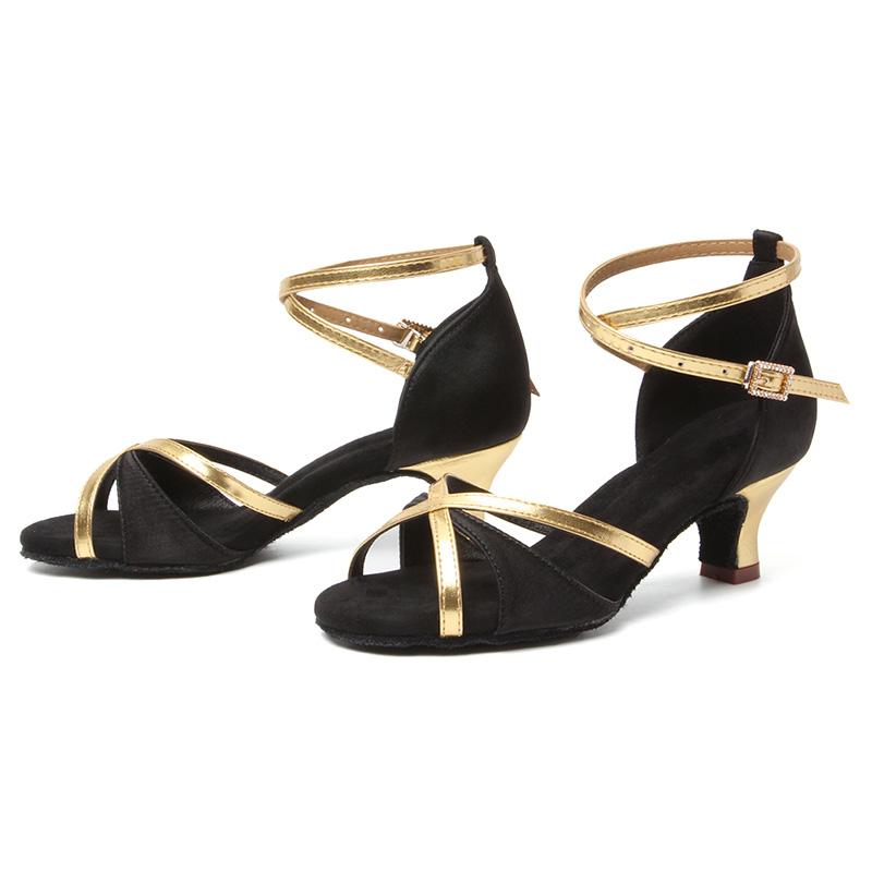 Professionella KvinnorBallroomdansskor Inomhus Latindansskor Salsa Mellanklack 5cm