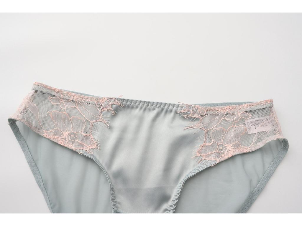 French Lace Push-Up Bra: Sexy, Soft Cotton, Enhancing for Small Chest