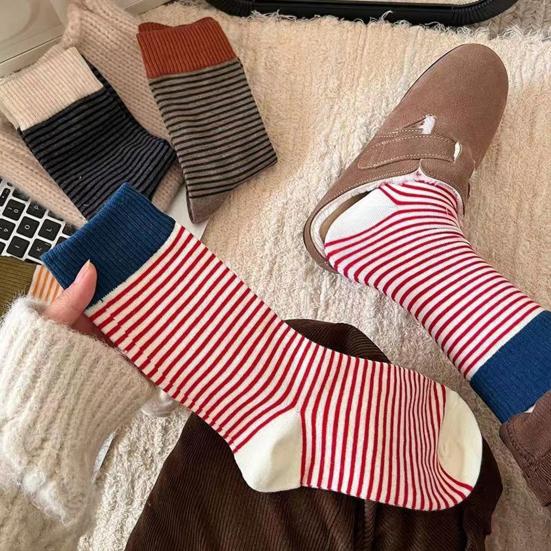 Women Retro Striped Socks Color-Block Fine Stripes Crew Socks Breathable Casual Cotton Socks for Sports Daily Errands Commuting