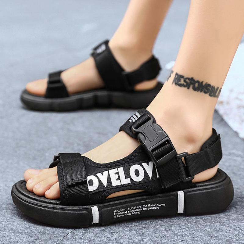 

2025 новые сандалии мужские летние тапочки повседневные спортивные пляжные классные тапочки с мягкой подошвой для вождения модная обувь 36 чёрный