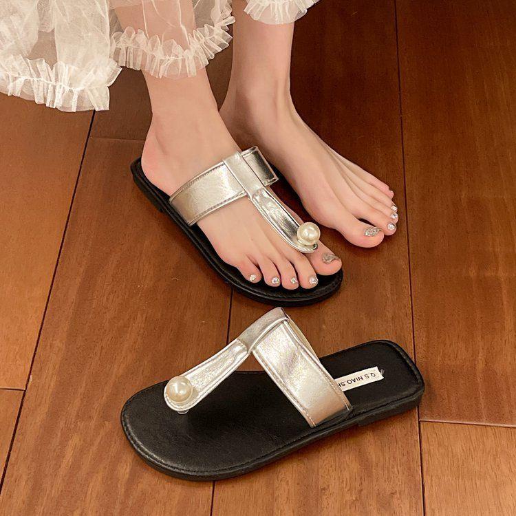 French vacation cool slippers women's summer wear 2025 new fairy style with skirt flat bottom toe beach shoes