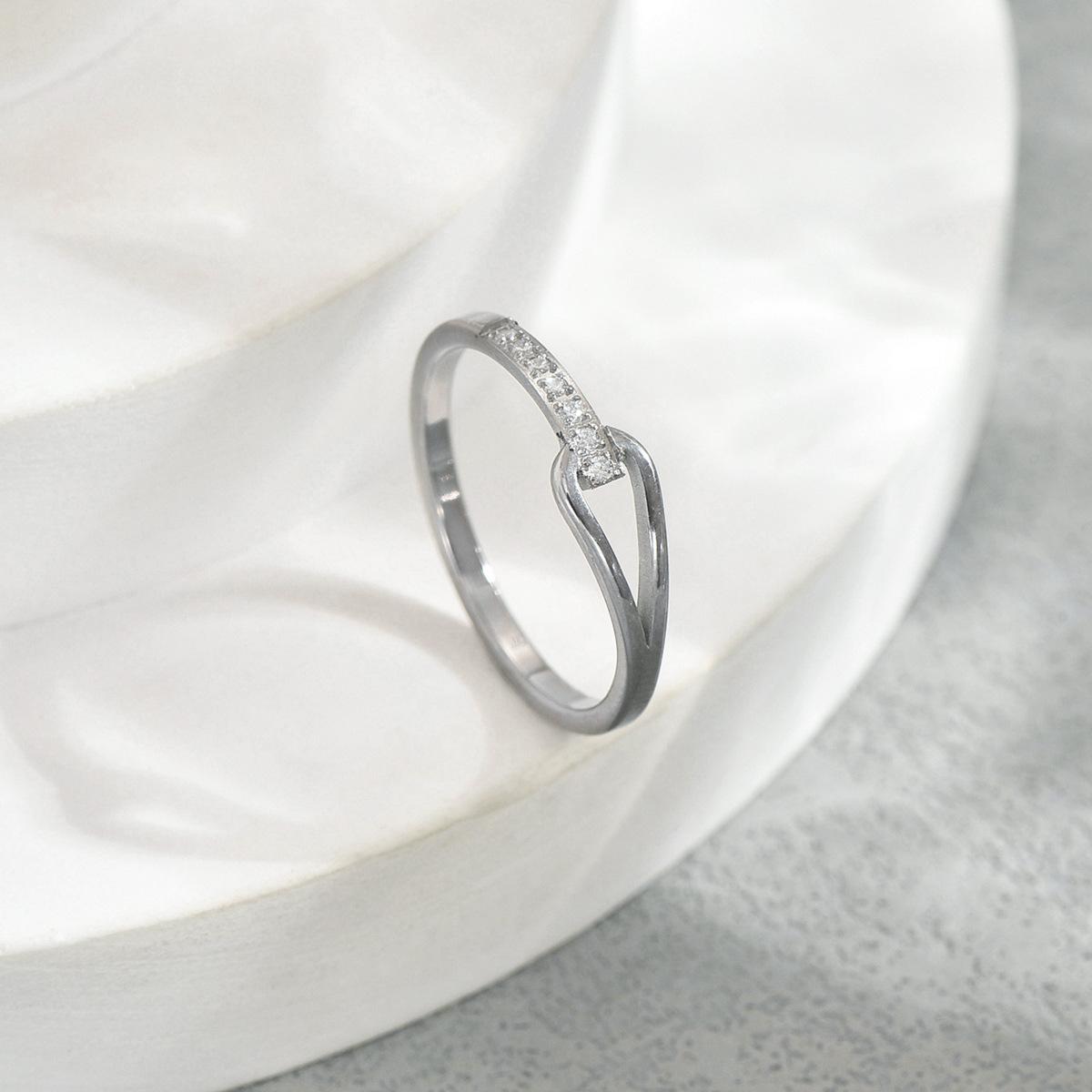 

Dopamine Ladies Ring, Geometric Hollow Inlaid Zircon Design Ring Versatile Index Finger Ring Women