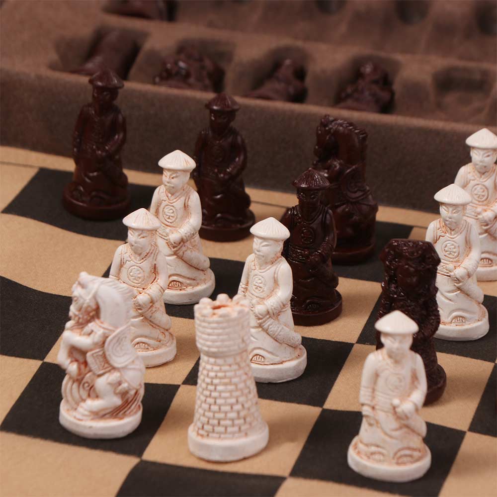 Resin Schachfiguren mit alten chinesischen Schriftzeichen Lebensechte Qing Bing Schachfigur Kinder Mädchen Jungen