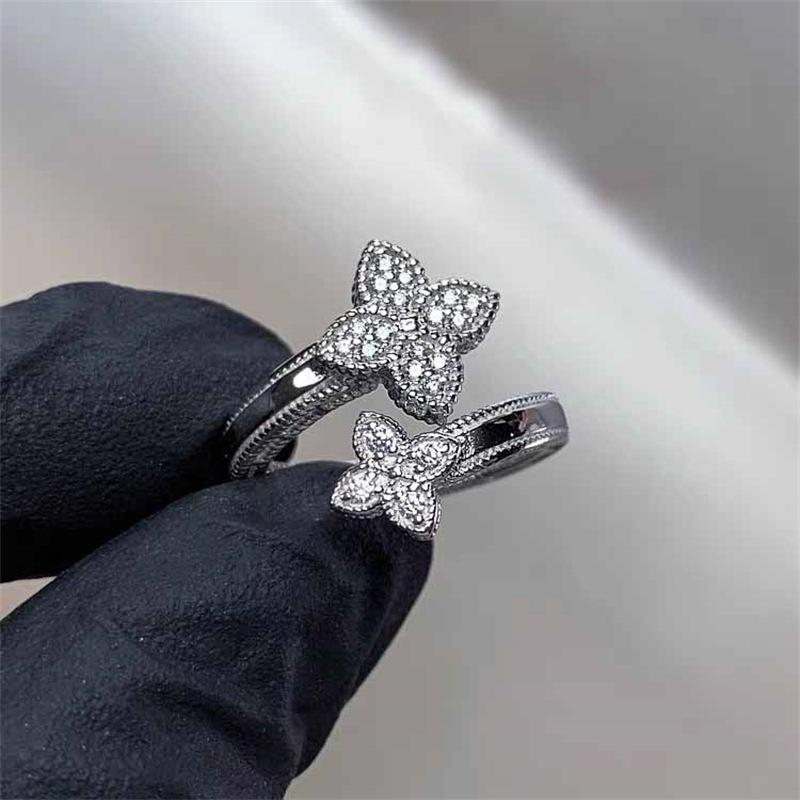 Exquisite Double Flower Diamond-Inlaid Adjustable Ring - Elegant, Fashionable, and High-End Design for Women Open Adjustable