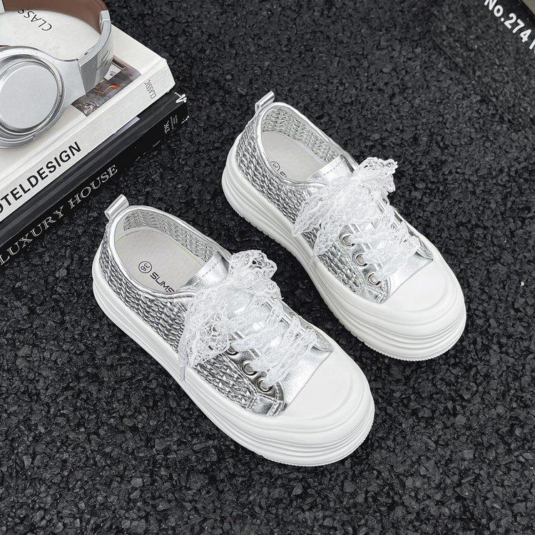 

2025 summer new thick-soled heightening hollow woven breathable little white shoes women s comfortable and versatile casual lace-up board shoes 40 серебряный